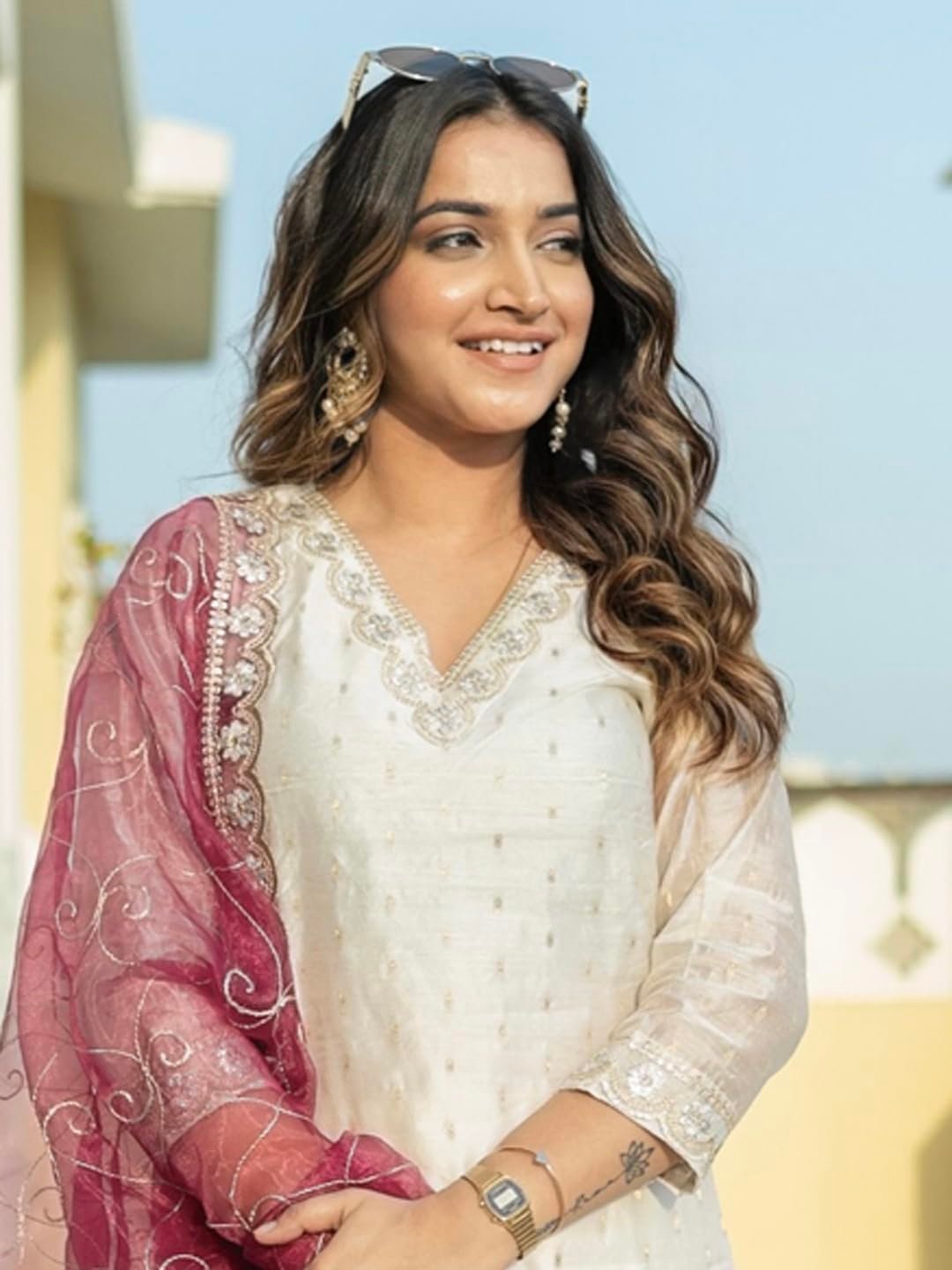Women's Chanderi Silk Embroidered Kurta with Pant & Organza Dupatta Set | Casual Outfit Ethnic Kurta Set for Women | Modern & Traditional Blend Ethnic Wear (White_Small) - Image 4