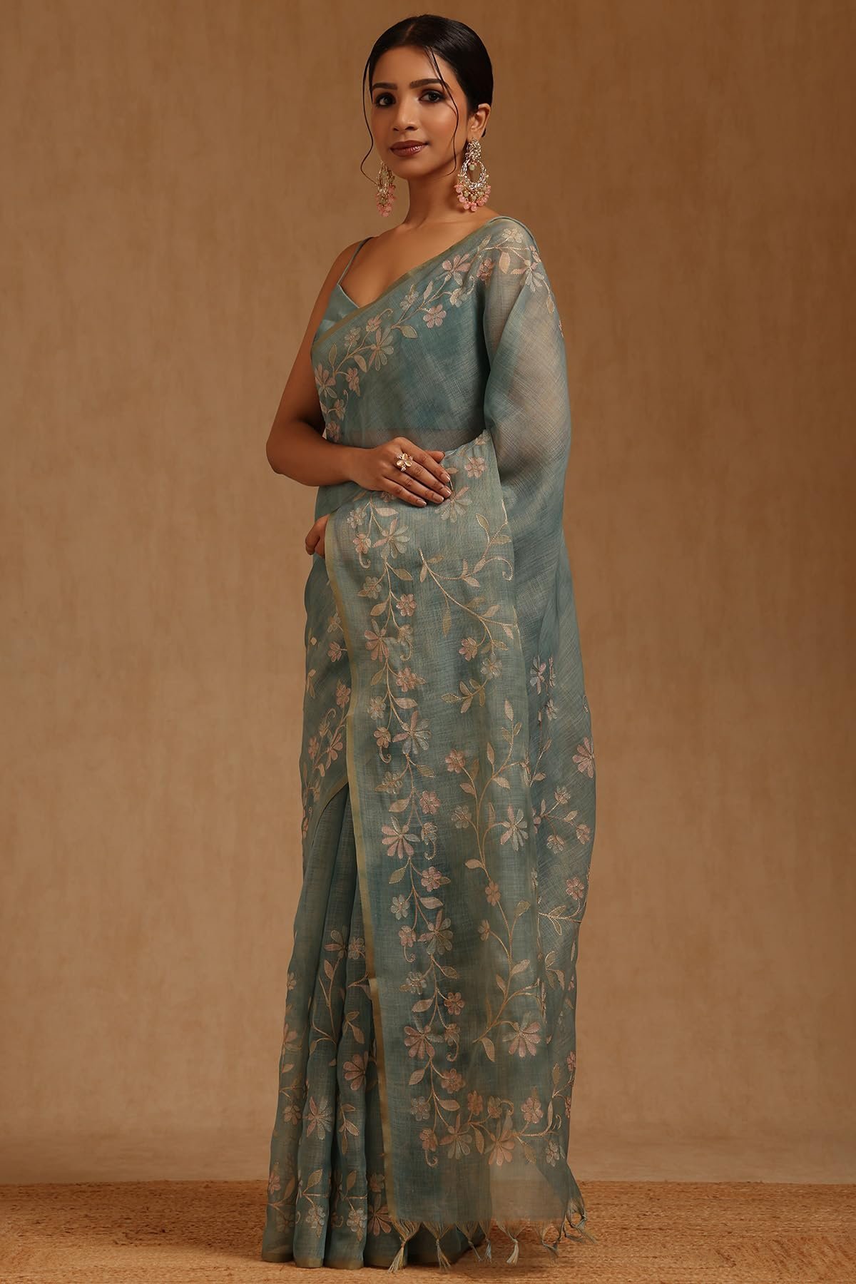 Womens Light Teal Linen Floral Printed Saree With Zari - Image 3