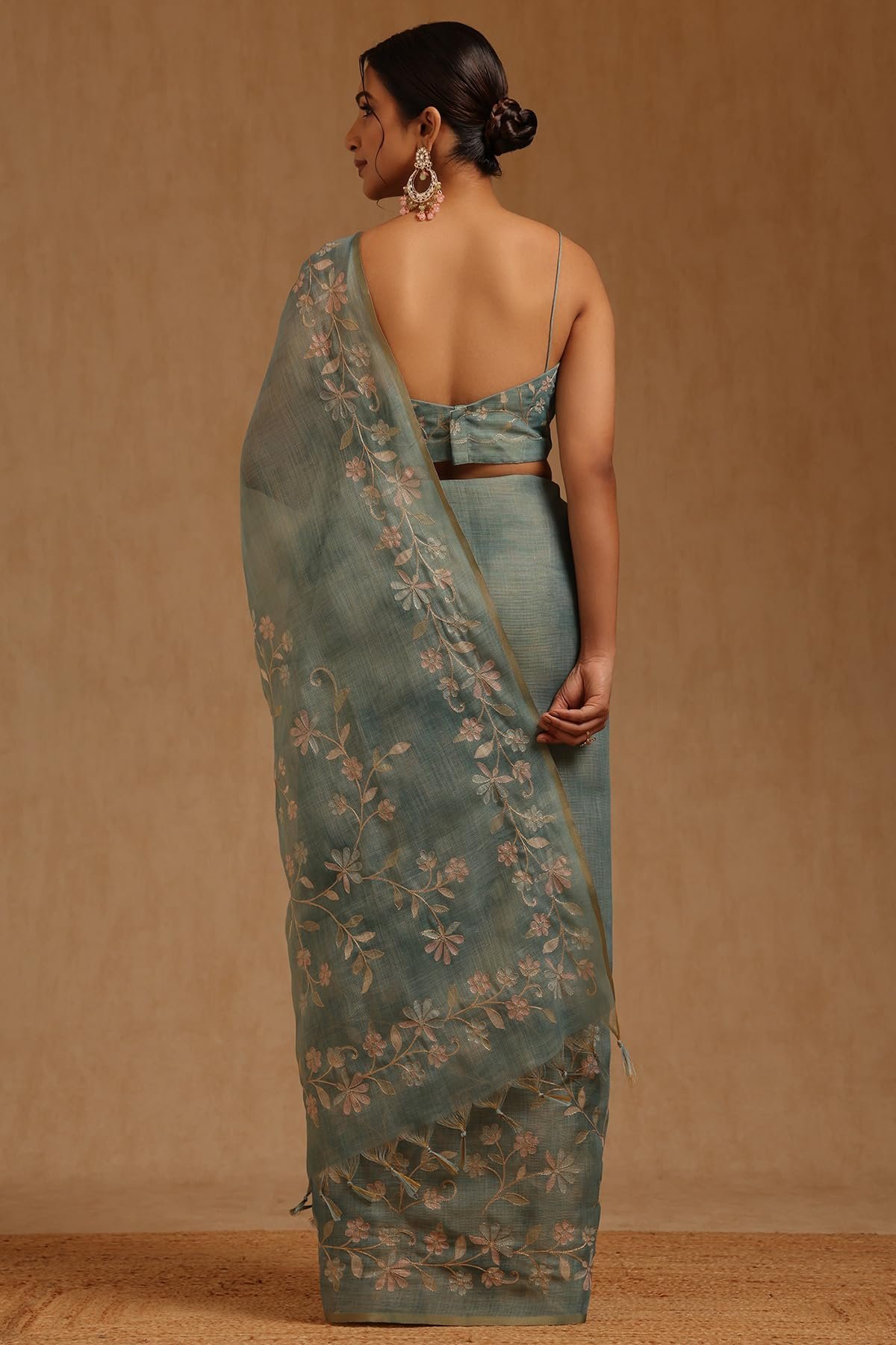 Womens Light Teal Linen Floral Printed Saree With Zari - Image 4
