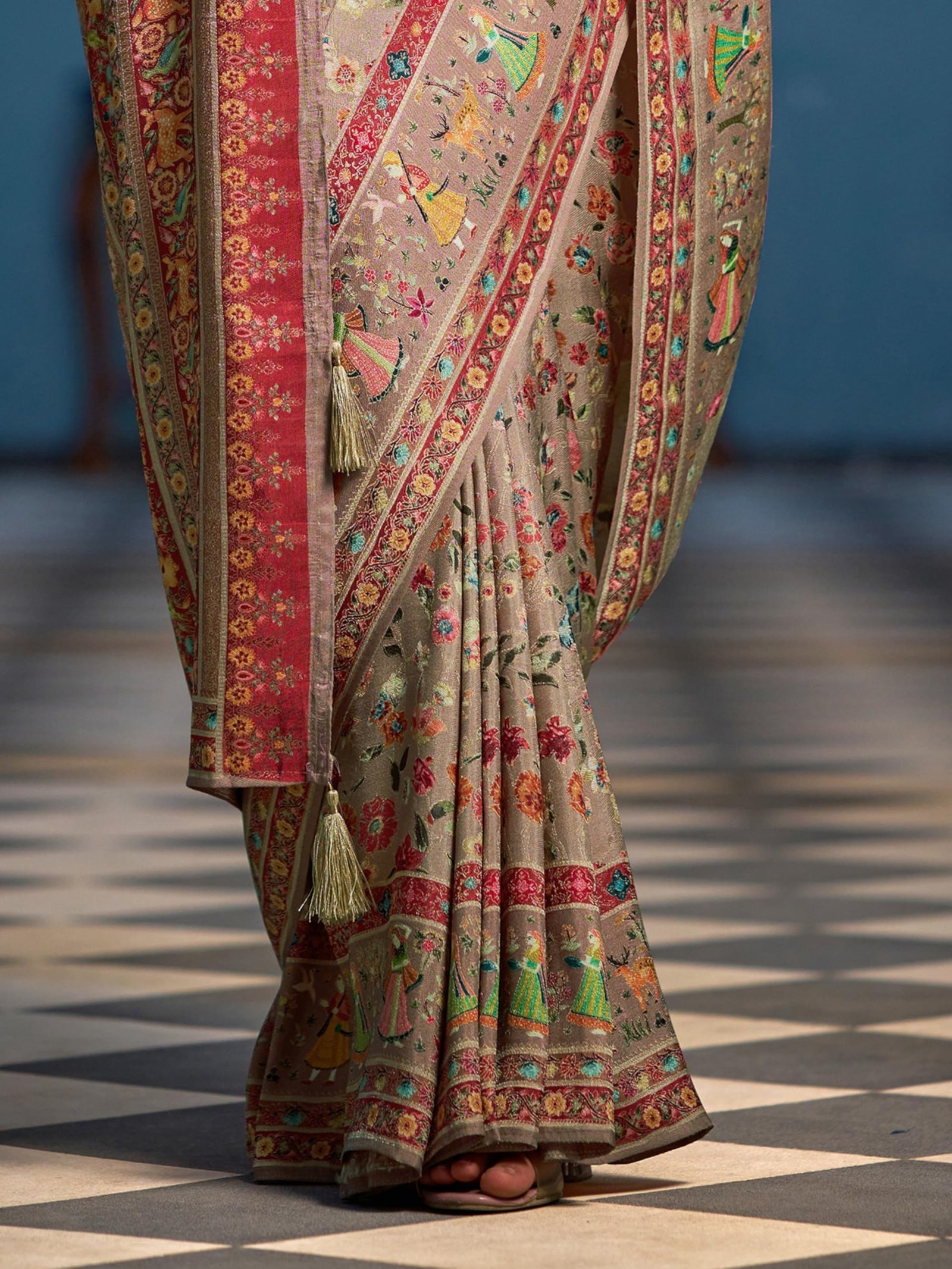 Womens Kanjivaram Banarasi Silk Saree Kanchipuram Patola saree (BEIGE) - Image 8
